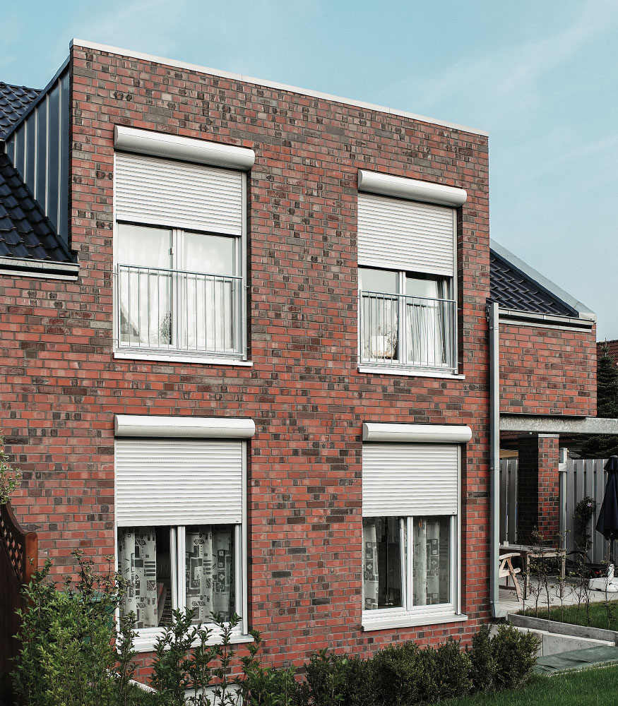 ROMA Front-mounted roller shutters
